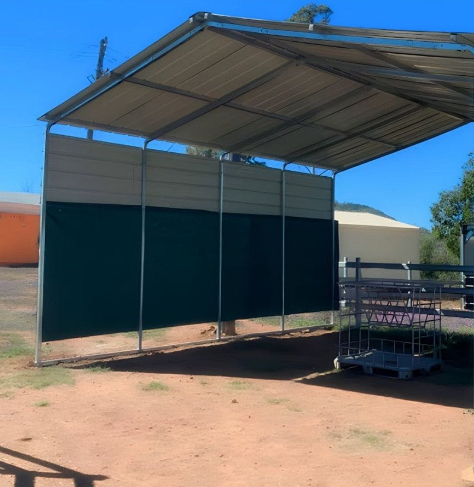horse shelter side