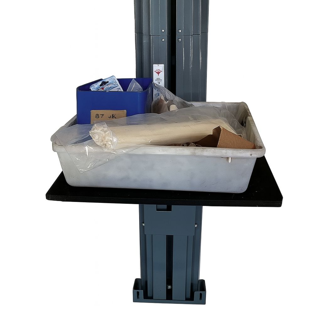 goods in a plastic box for lifting